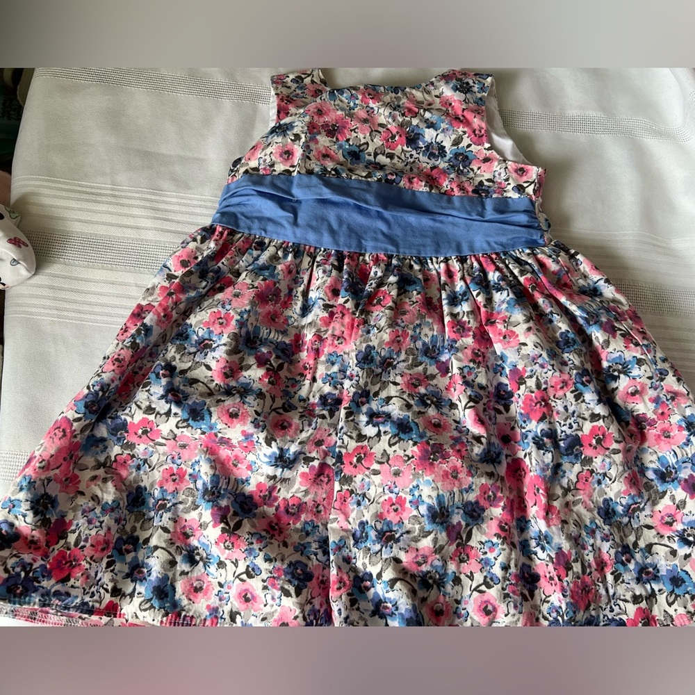 Toddler girls dress size 12-18 mths